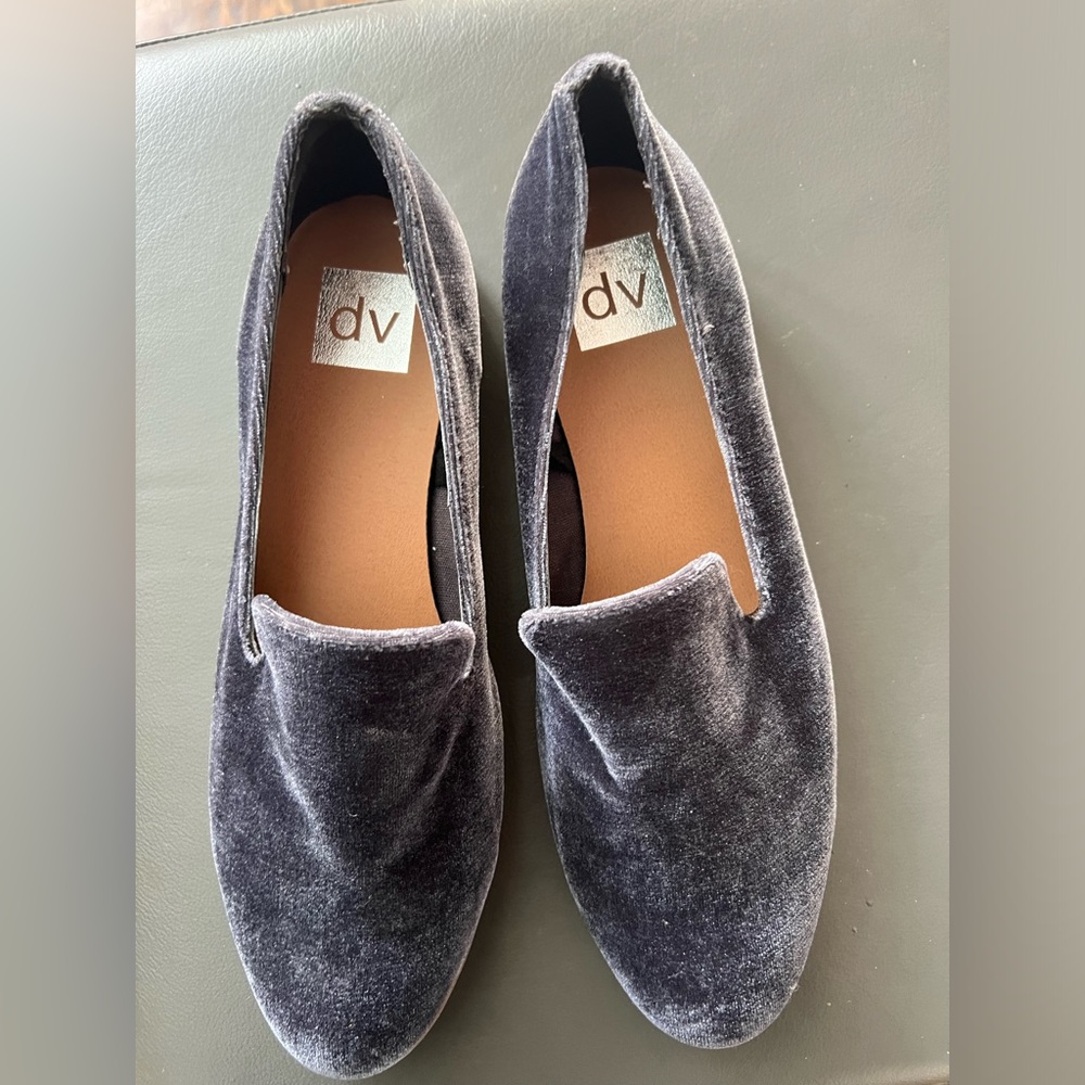DV by Dolce Vita Velvet Vintage Flats Size 8, eggplant color